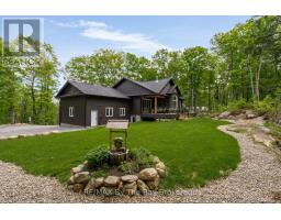 76 OLD ASPDIN ROAD, Huntsville, Ontario