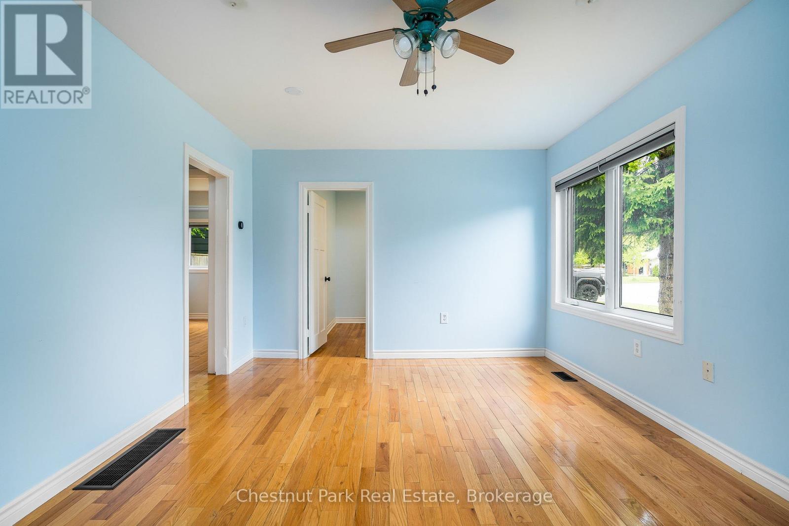 83 Ninth Street, Collingwood, Ontario  L9Y 2G3 - Photo 15 - S12185763