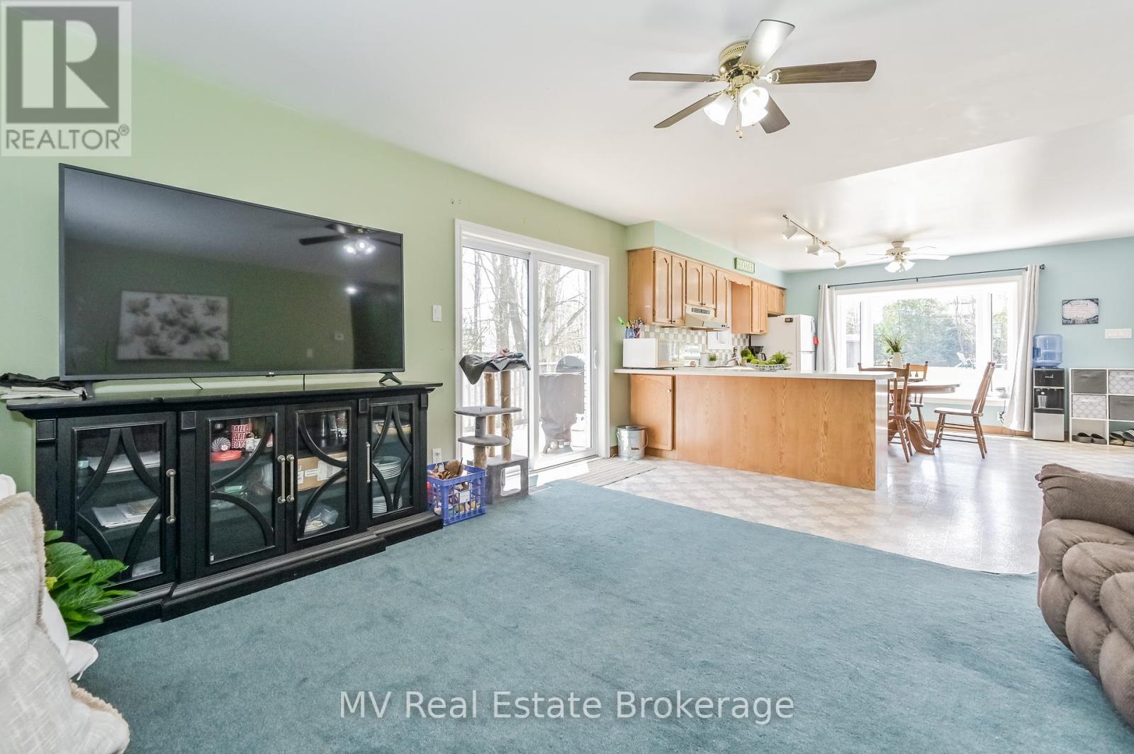 25 Graham Street W, Mapleton, Ontario  N0B 1A0 - Photo 16 - X12185882