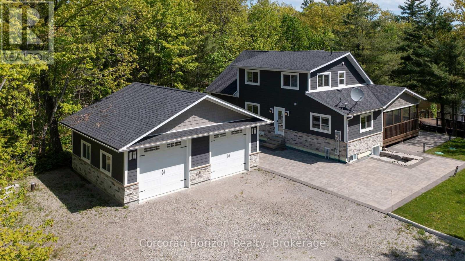 450 Crooked Bay Road, Georgian Bay, Ontario  P0C 1S0 - Photo 1 - X12185883