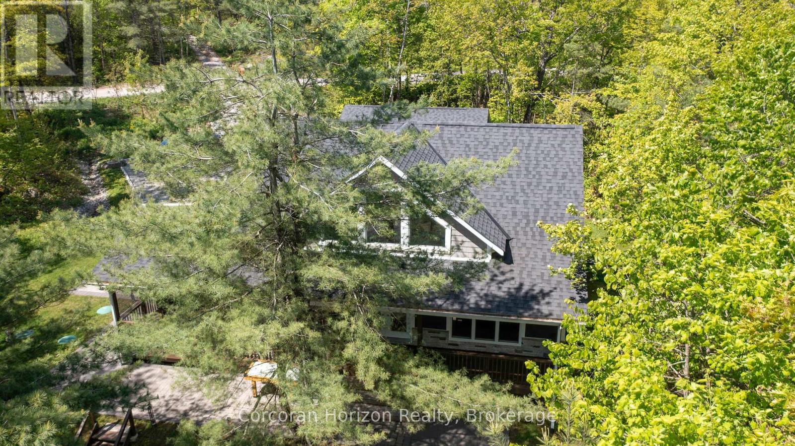 450 Crooked Bay Road, Georgian Bay, Ontario  P0C 1S0 - Photo 35 - X12185883