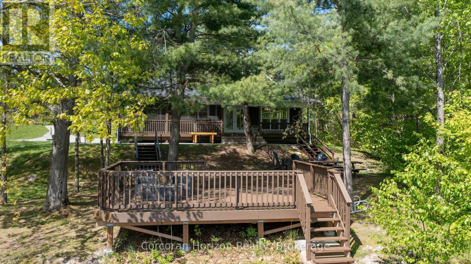 450 Crooked Bay Road, Georgian Bay, Ontario  P0C 1S0 - Photo 5 - X12185883