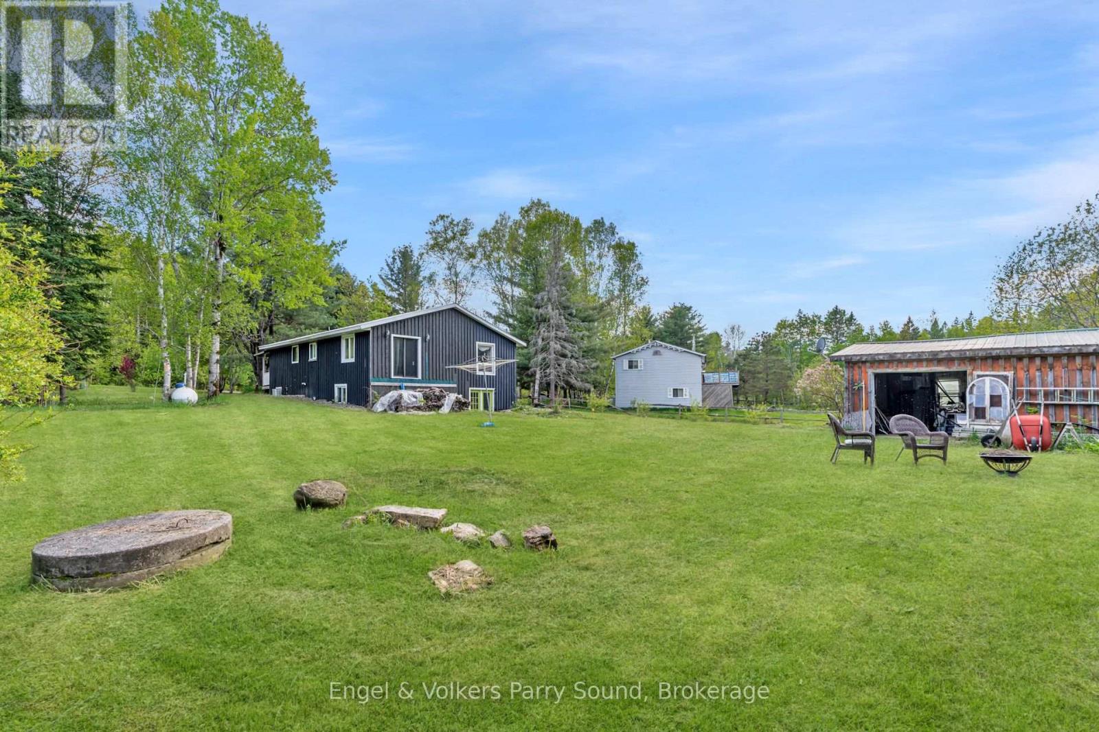 34 Gordon Point Road, Magnetawan, Ontario  P0A 1P0 - Photo 40 - X12185947