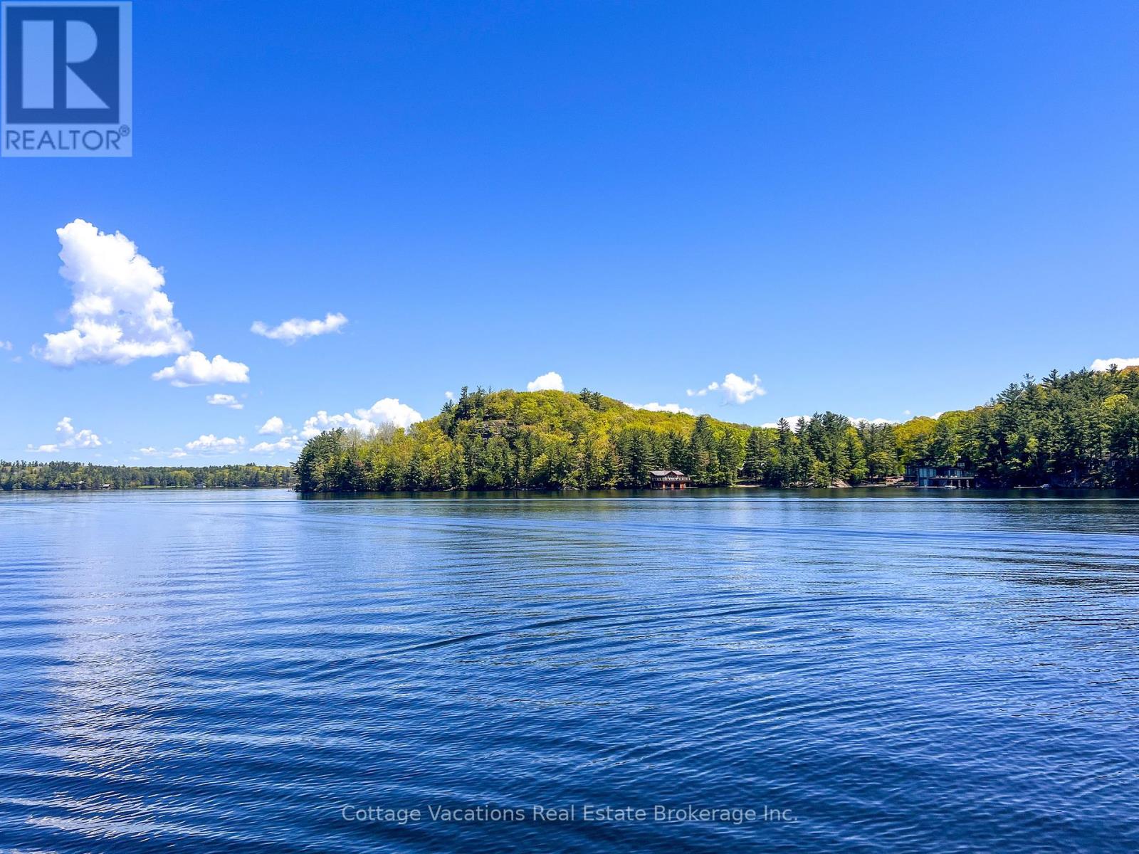 1120 FERNDALE ROAD, Muskoka Lakes, Ontario