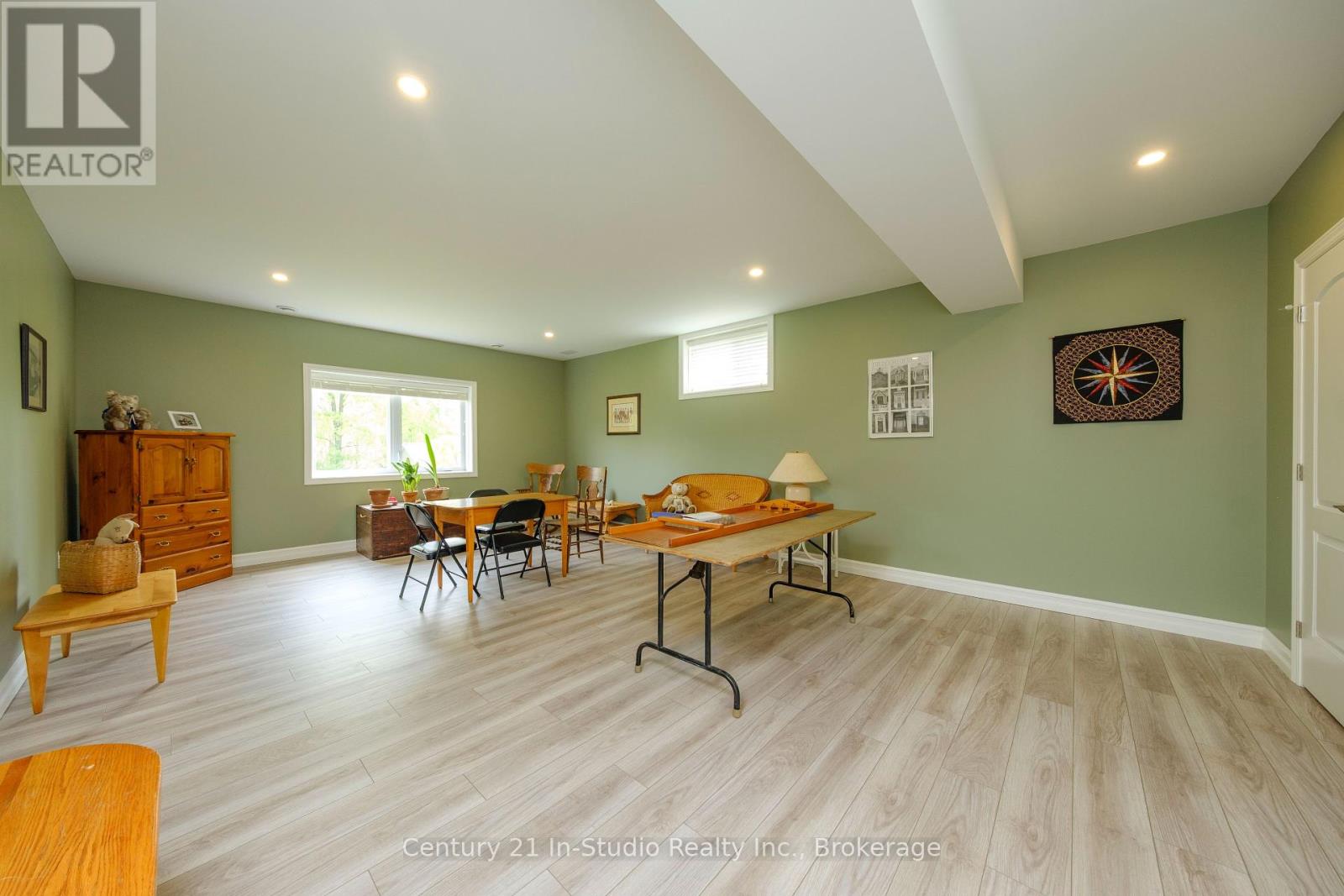 417 Mccullough Crescent, Kincardine, Ontario  N2Z 0A8 - Photo 33 - X12186123