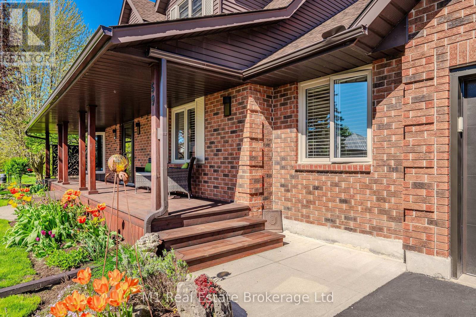 59 Keating Drive, Centre Wellington, Ontario  L1B 0B4 - Photo 5 - X12186273