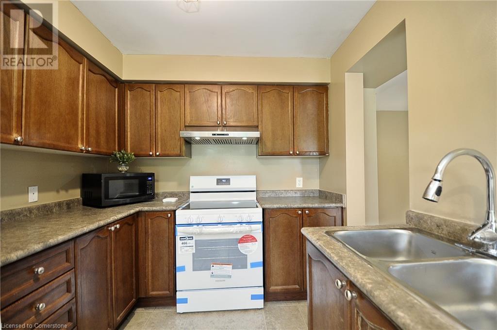 250 Ainslie Street S Unit# 71, Cambridge, Ontario  N1R 8P8 - Photo 10 - 40735828