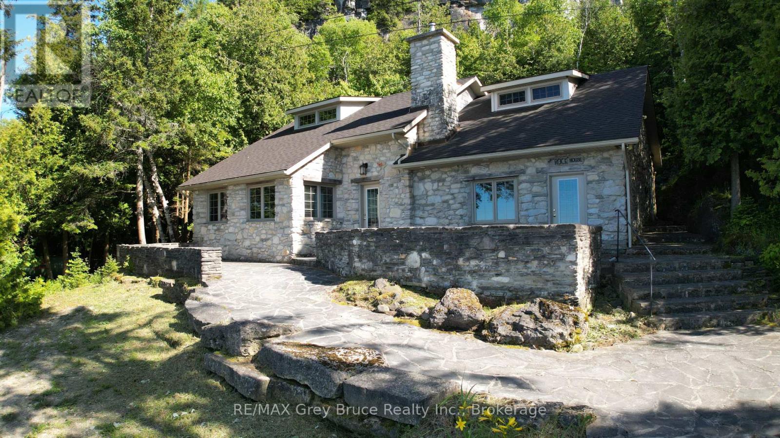 130 South Shore Road, Northern Bruce Peninsula, Ontario  N0H 1W0 - Photo 10 - X12186303