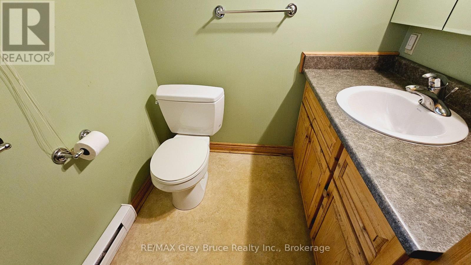 130 South Shore Road, Northern Bruce Peninsula, Ontario  N0H 1W0 - Photo 22 - X12186303