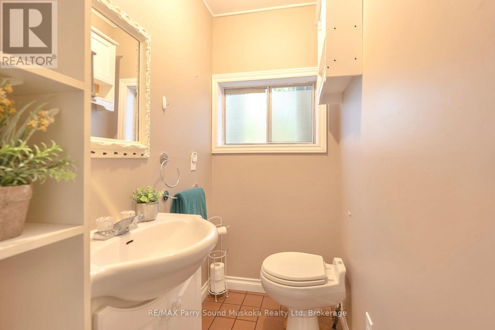 189 Pine Beach Road, French River, Ontario  P0M 2K0 - Photo 19 - X12186345