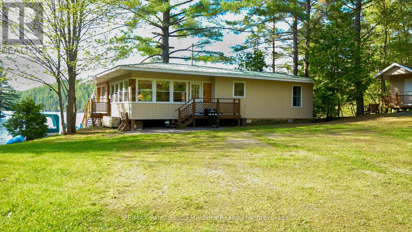 189 Pine Beach Road, French River, Ontario  P0M 2K0 - Photo 33 - X12186345
