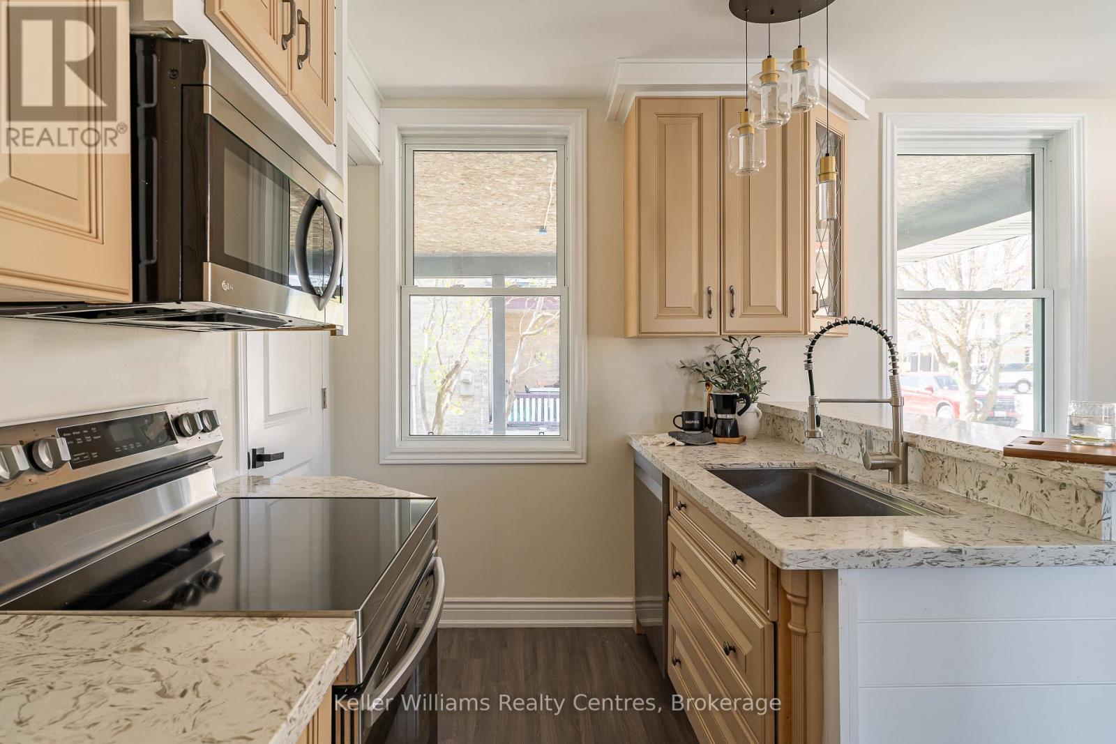 578 Green Street, Saugeen Shores, Ontario  N0H 2C1 - Photo 11 - X12186362