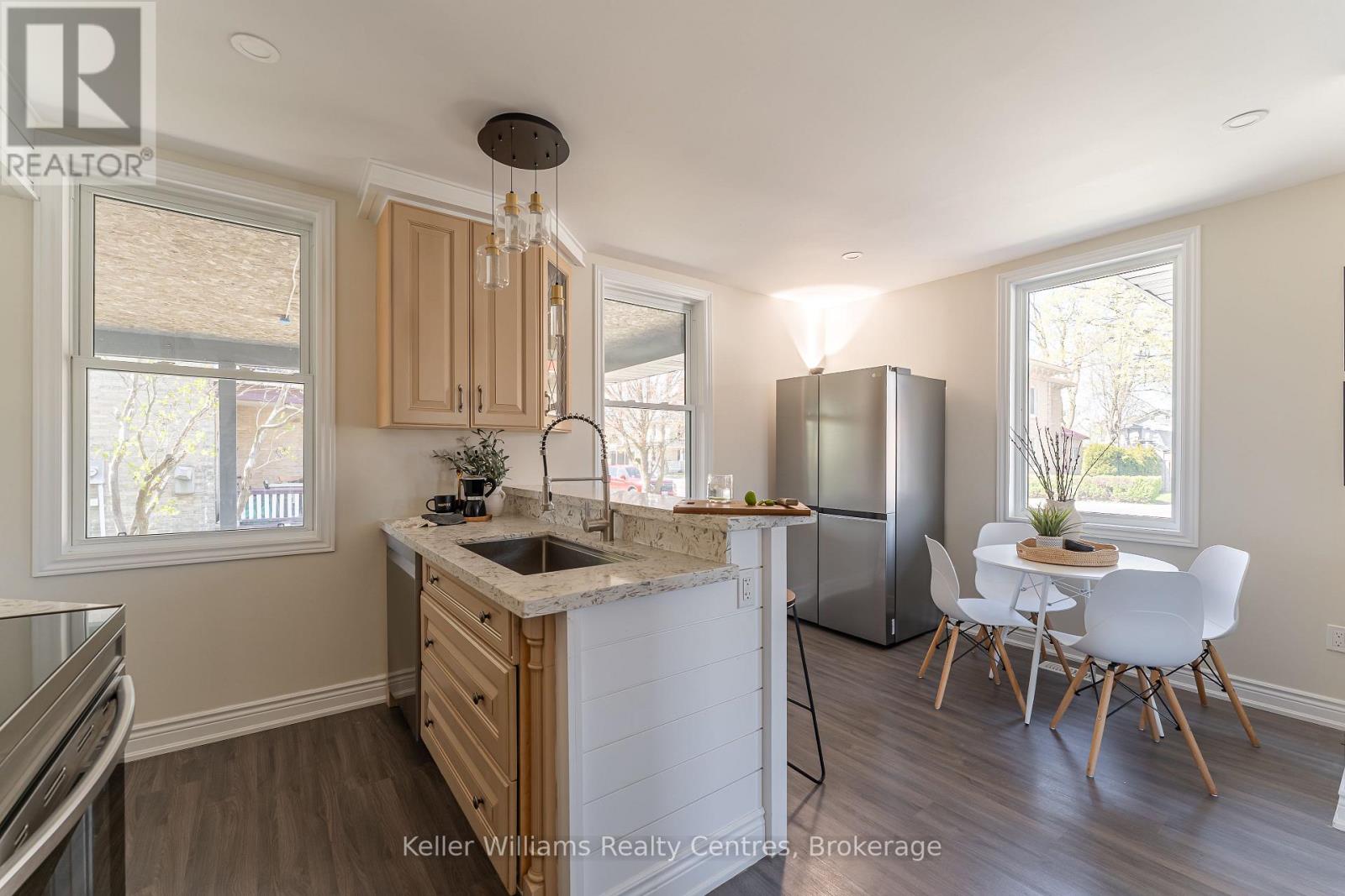 578 Green Street, Saugeen Shores, Ontario  N0H 2C1 - Photo 12 - X12186362