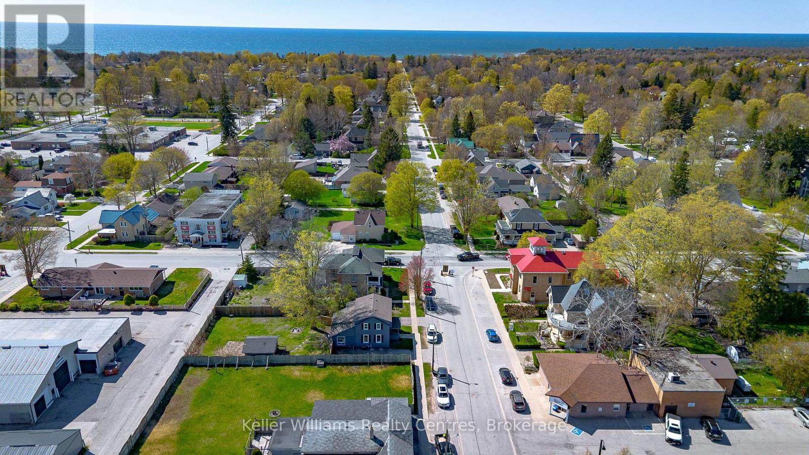 578 Green Street, Saugeen Shores, Ontario  N0H 2C1 - Photo 38 - X12186362