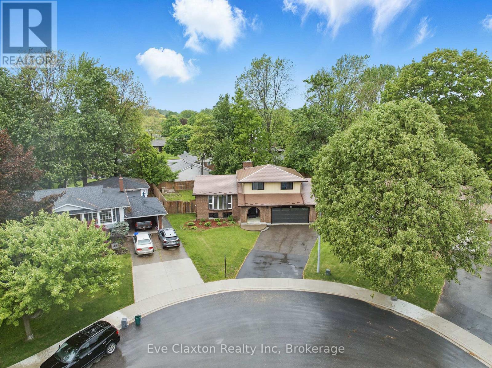 50 Sherwood Forest Trail, Welland, Ontario  L3C 5X6 - Photo 4 - X12186460