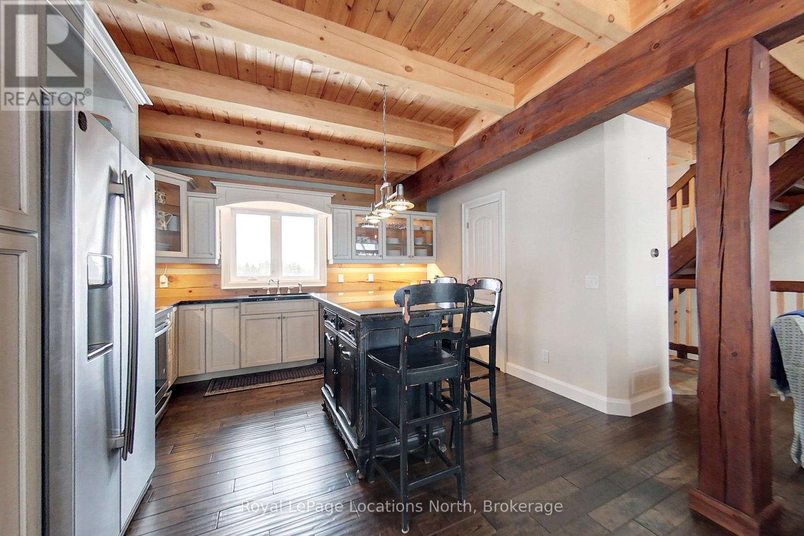 112 Starlight Lane, Meaford, Ontario  N0H 2P0 - Photo 15 - X12186507