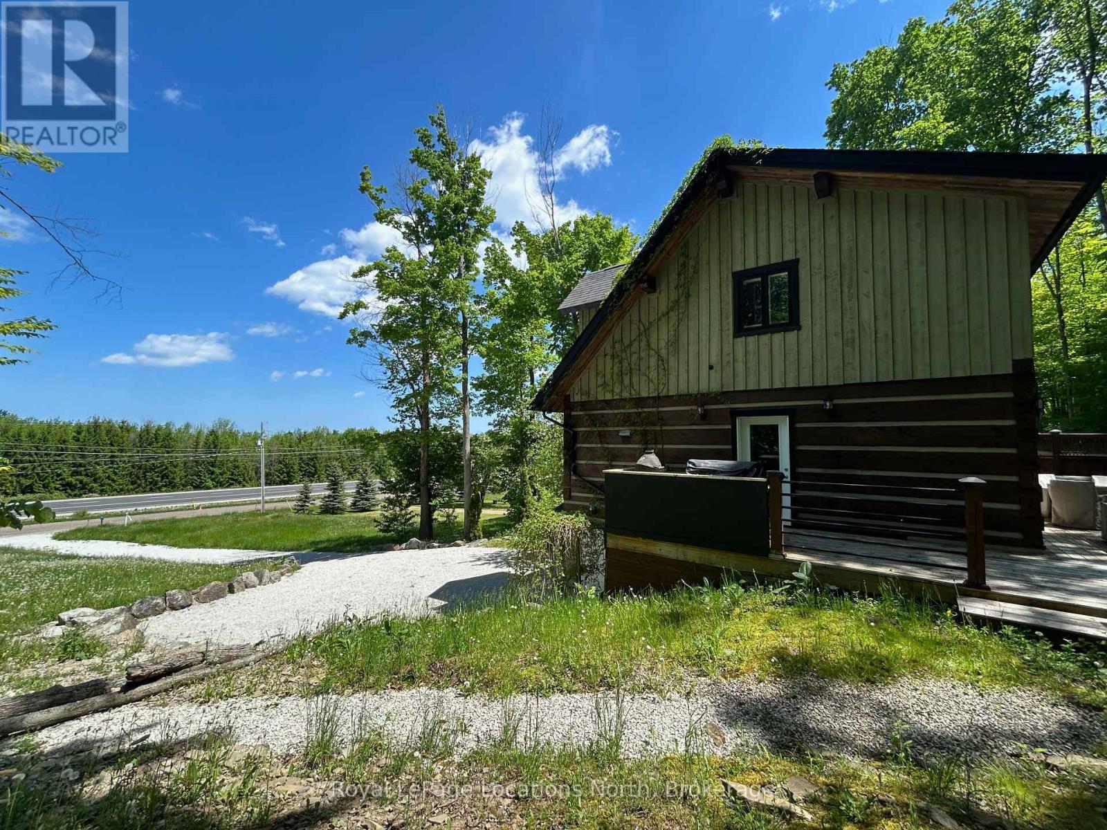 112 Starlight Lane, Meaford, Ontario  N0H 2P0 - Photo 6 - X12186507