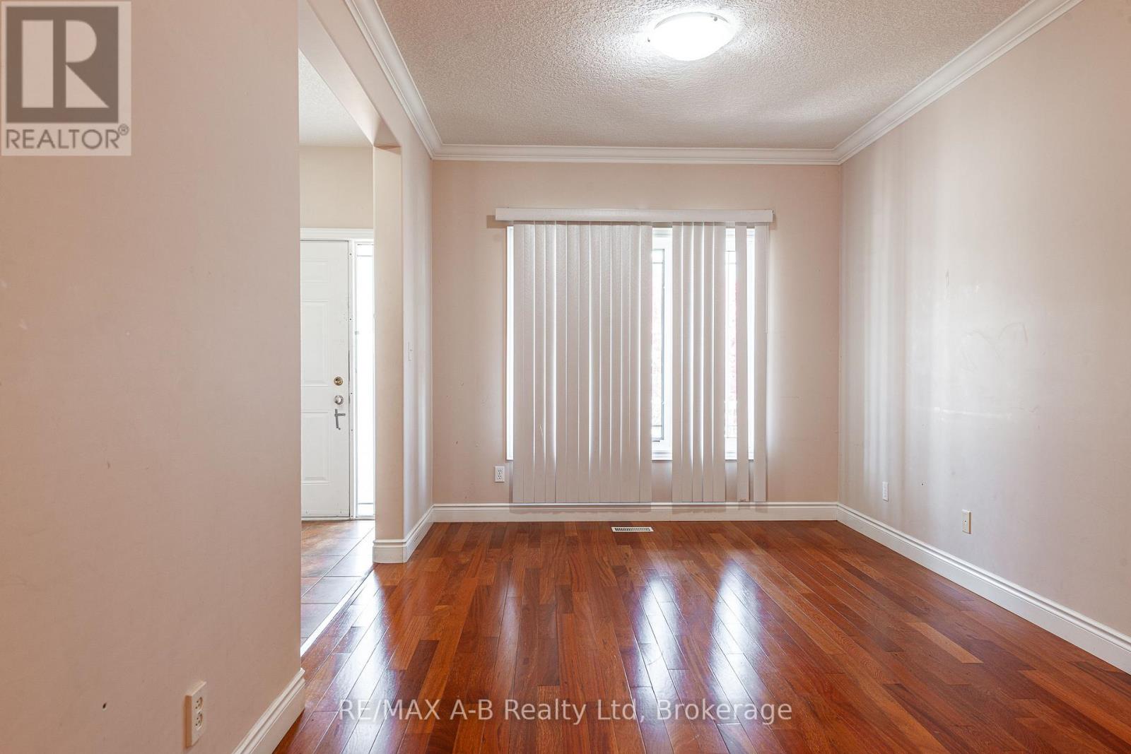 722 Spitfire Street, Woodstock, Ontario  N4T 0B1 - Photo 6 - X12186535