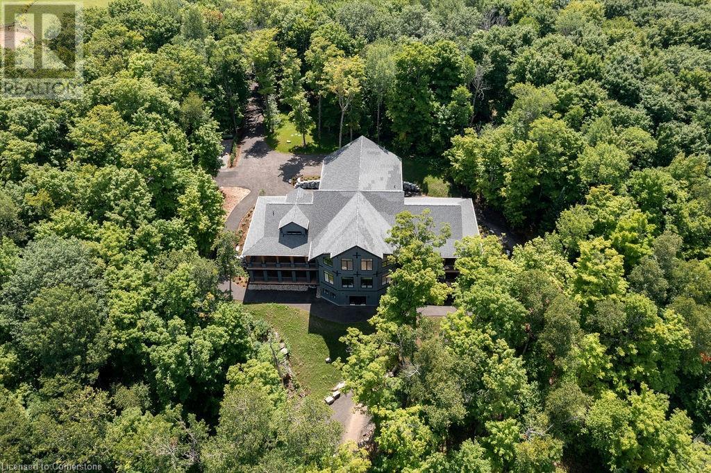 84 Swallowdale Road, Huntsville, Ontario  P1H 0A5 - Photo 1 - 40733515