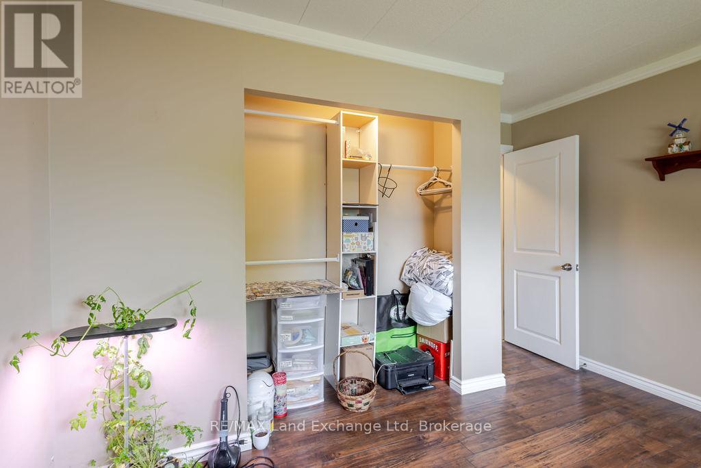 463 Wolsley Street, Huron-Kinloss, Ontario  N0G 2H0 - Photo 19 - X12186780