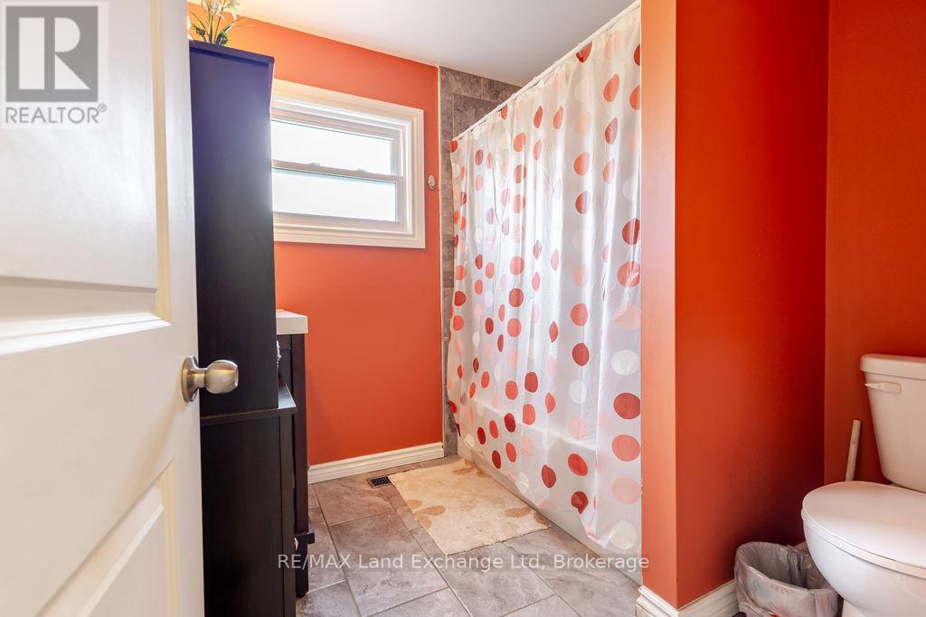 463 Wolsley Street, Huron-Kinloss, Ontario  N0G 2H0 - Photo 20 - X12186780