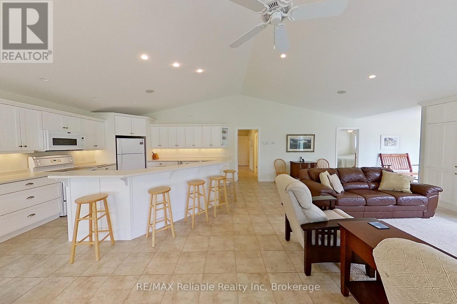 74318 Homestead Heights Drive, Bluewater, Ontario  N0M 2T0 - Photo 27 - X12186807