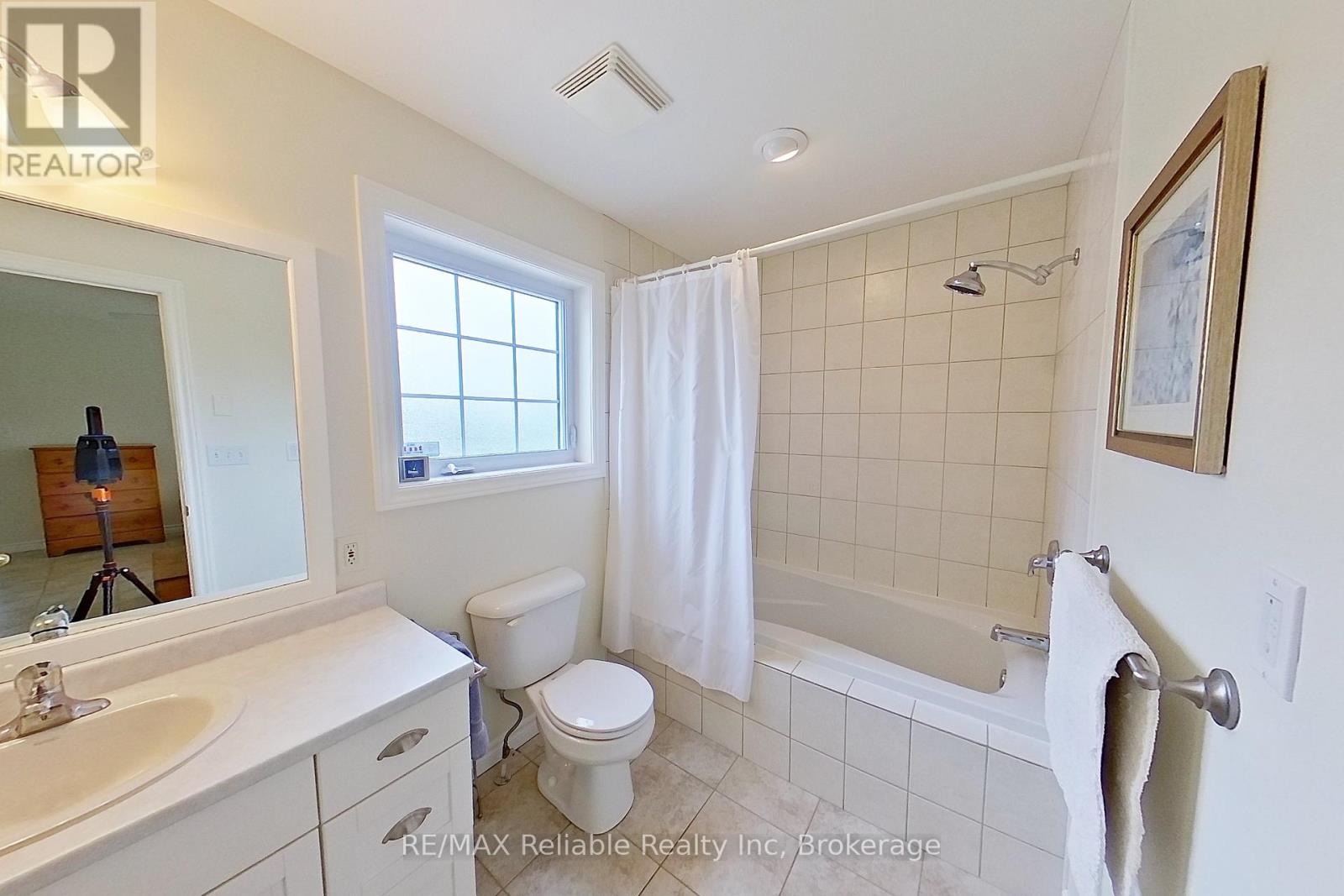 74318 Homestead Heights Drive, Bluewater, Ontario  N0M 2T0 - Photo 35 - X12186807