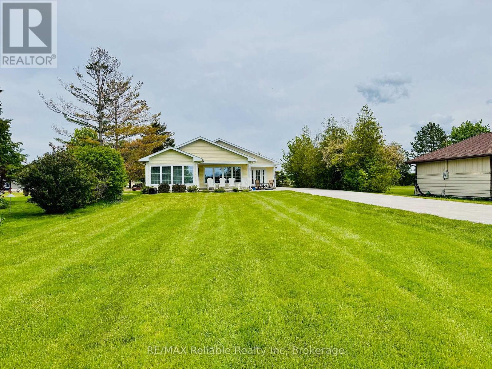 74318 Homestead Heights Drive, Bluewater, Ontario  N0M 2T0 - Photo 41 - X12186807