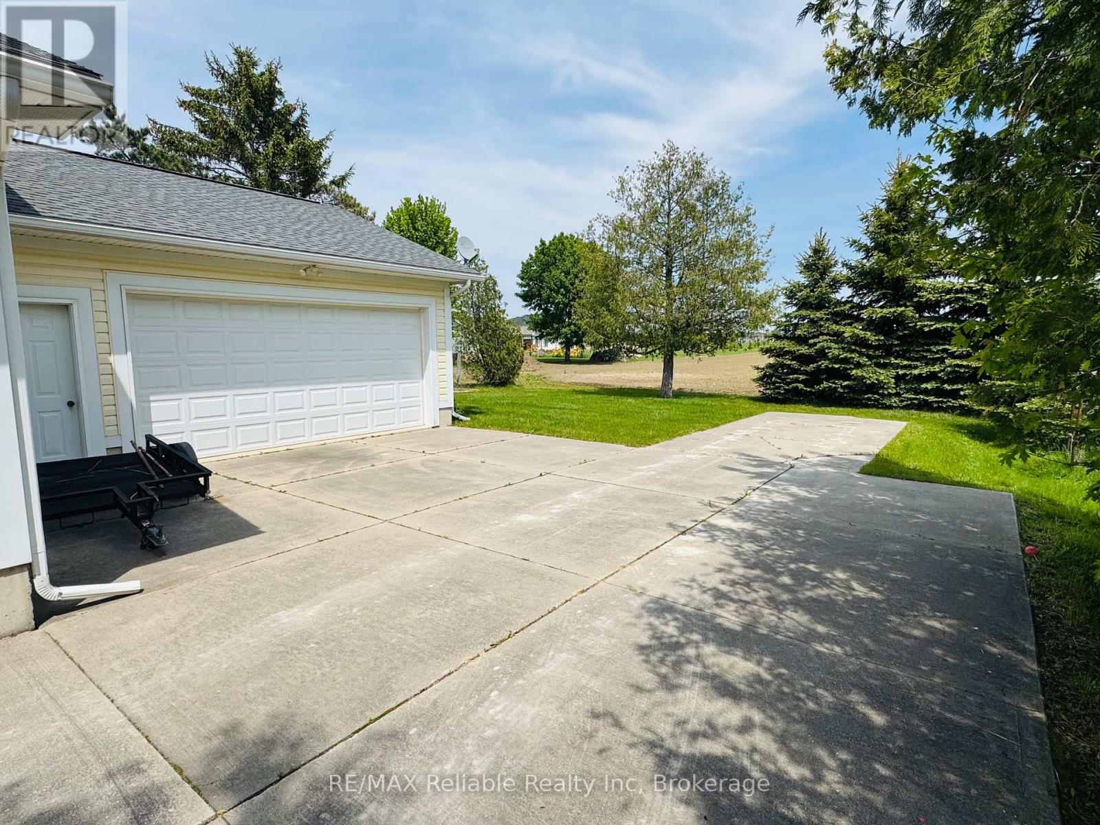 74318 Homestead Heights Drive, Bluewater, Ontario  N0M 2T0 - Photo 43 - X12186807