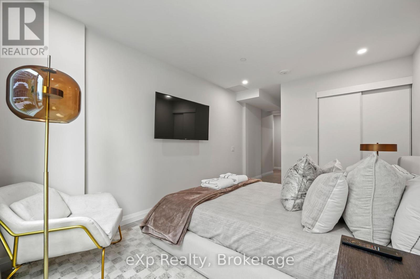 606 - 93 Arthur Street S, Guelph, Ontario  N1E 0T3 - Photo 38 - X12186860