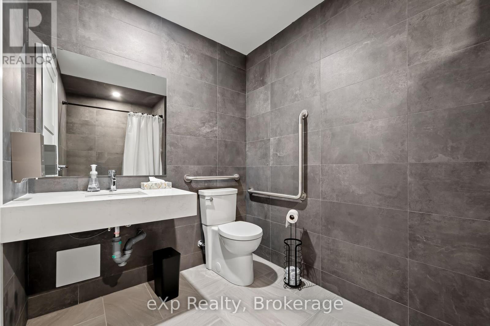 606 - 93 Arthur Street S, Guelph, Ontario  N1E 0T3 - Photo 39 - X12186860