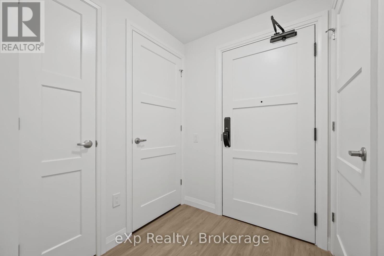 606 - 93 Arthur Street S, Guelph, Ontario  N1E 0T3 - Photo 4 - X12186860