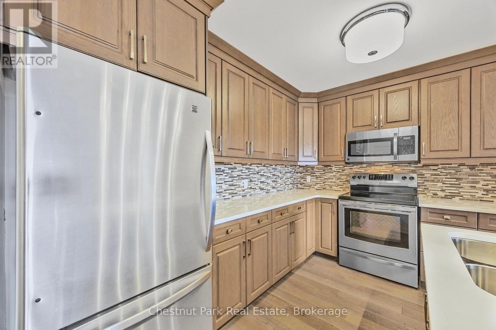 304 - 1 Chamberlain Crescent, Collingwood, Ontario  L9Y 0X7 - Photo 14 - S12187057