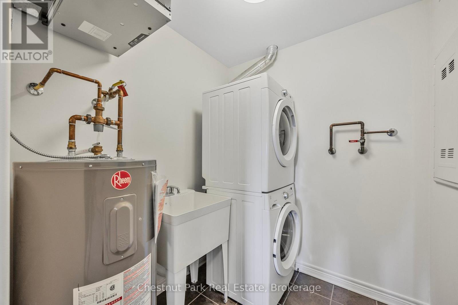 304 - 1 Chamberlain Crescent, Collingwood, Ontario  L9Y 0X7 - Photo 42 - S12187057