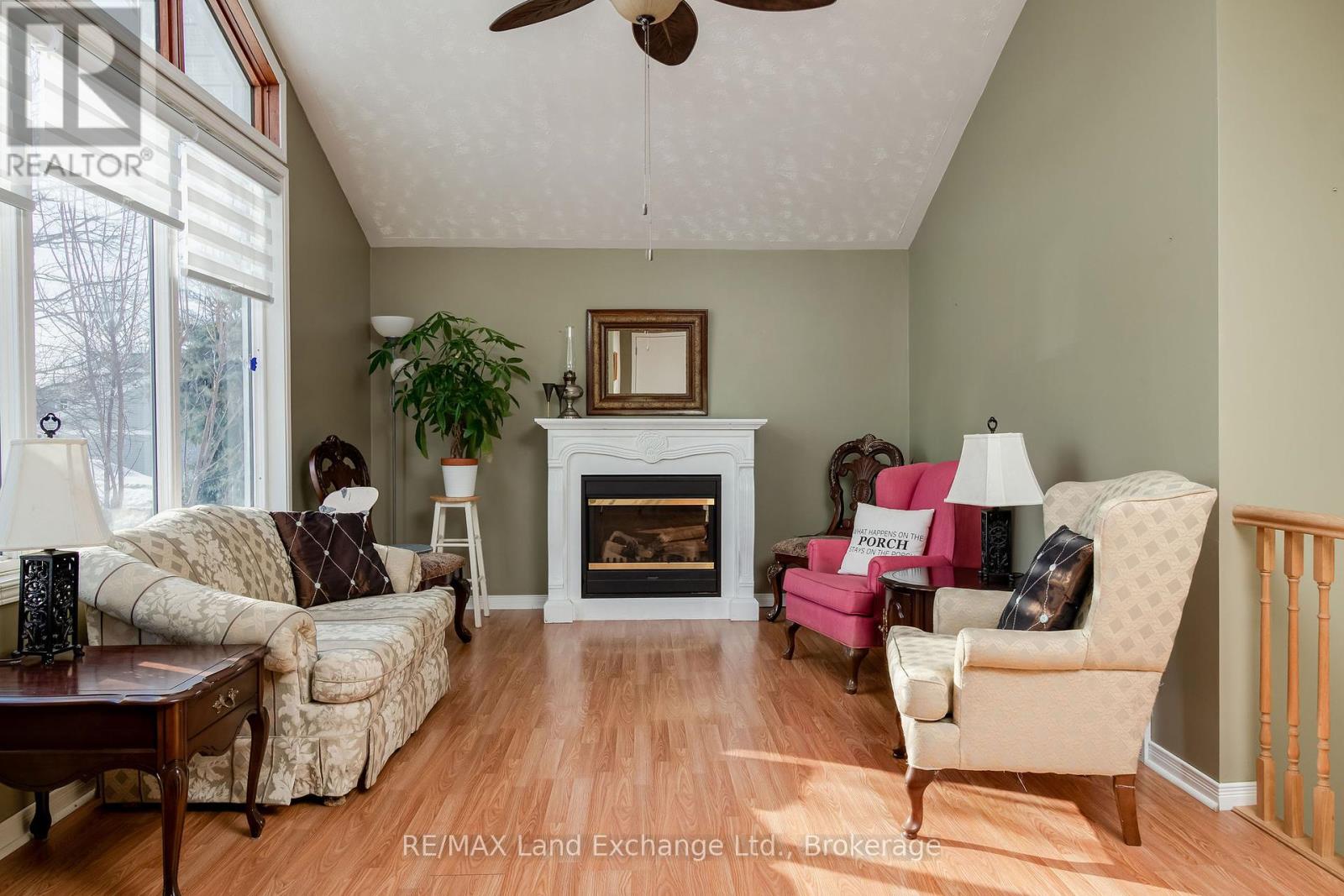 763 Bradford Street, Saugeen Shores, Ontario  N0H 2C0 - Photo 6 - X12187117
