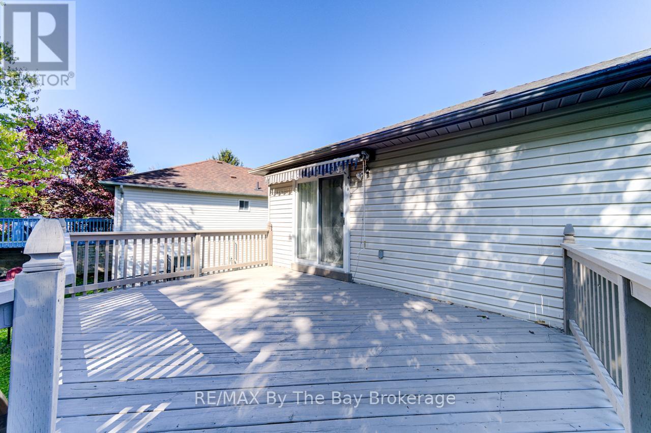 139 Dyer Drive, Wasaga Beach, Ontario  L9Z 1M1 - Photo 16 - S12187345
