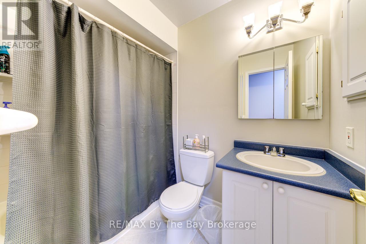 139 Dyer Drive, Wasaga Beach, Ontario  L9Z 1M1 - Photo 25 - S12187345