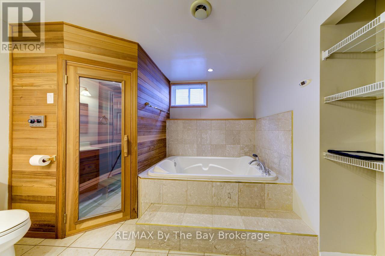 139 Dyer Drive, Wasaga Beach, Ontario  L9Z 1M1 - Photo 37 - S12187345