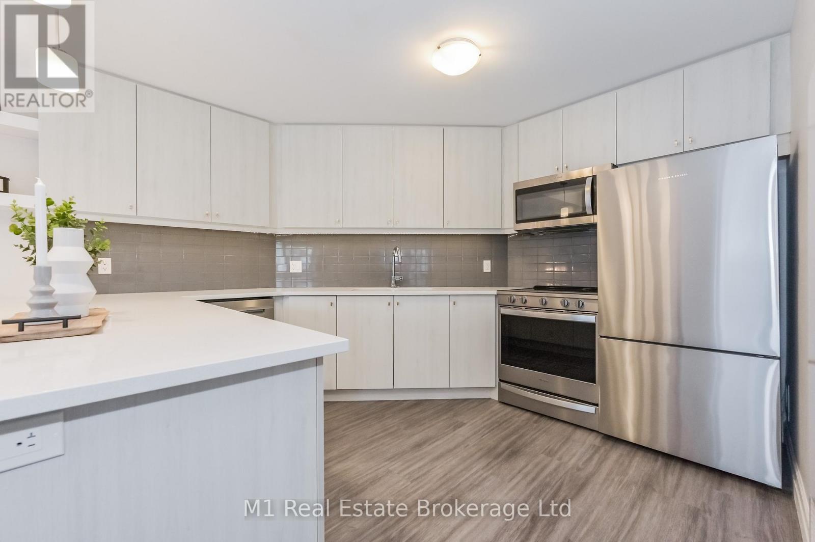 101 - 19 Stumpf Street, Centre Wellington, Ontario  N0B 1S0 - Photo 6 - X12187369