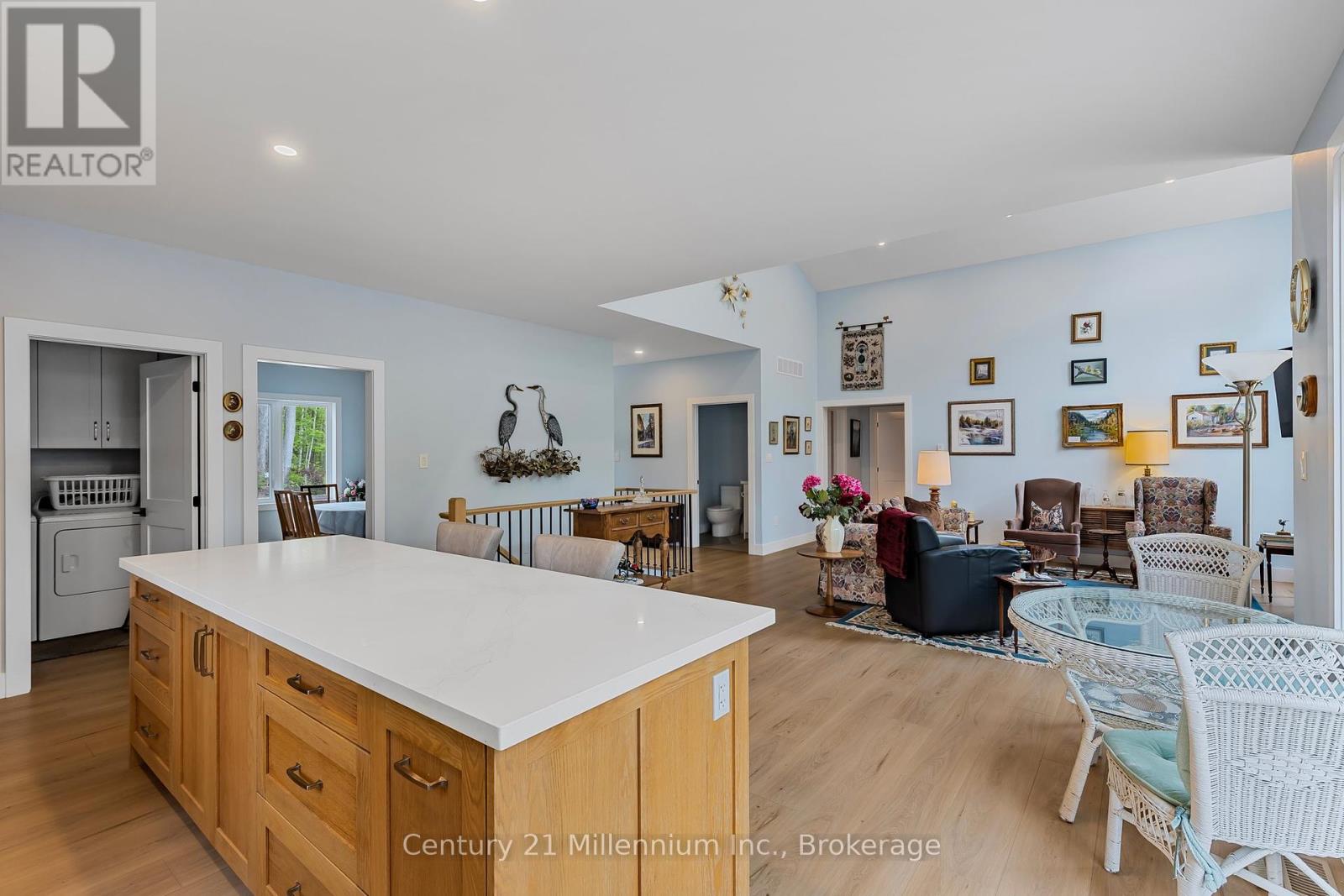 2a Jalna Court, Wasaga Beach, Ontario  L9Z 1B2 - Photo 20 - S12187437