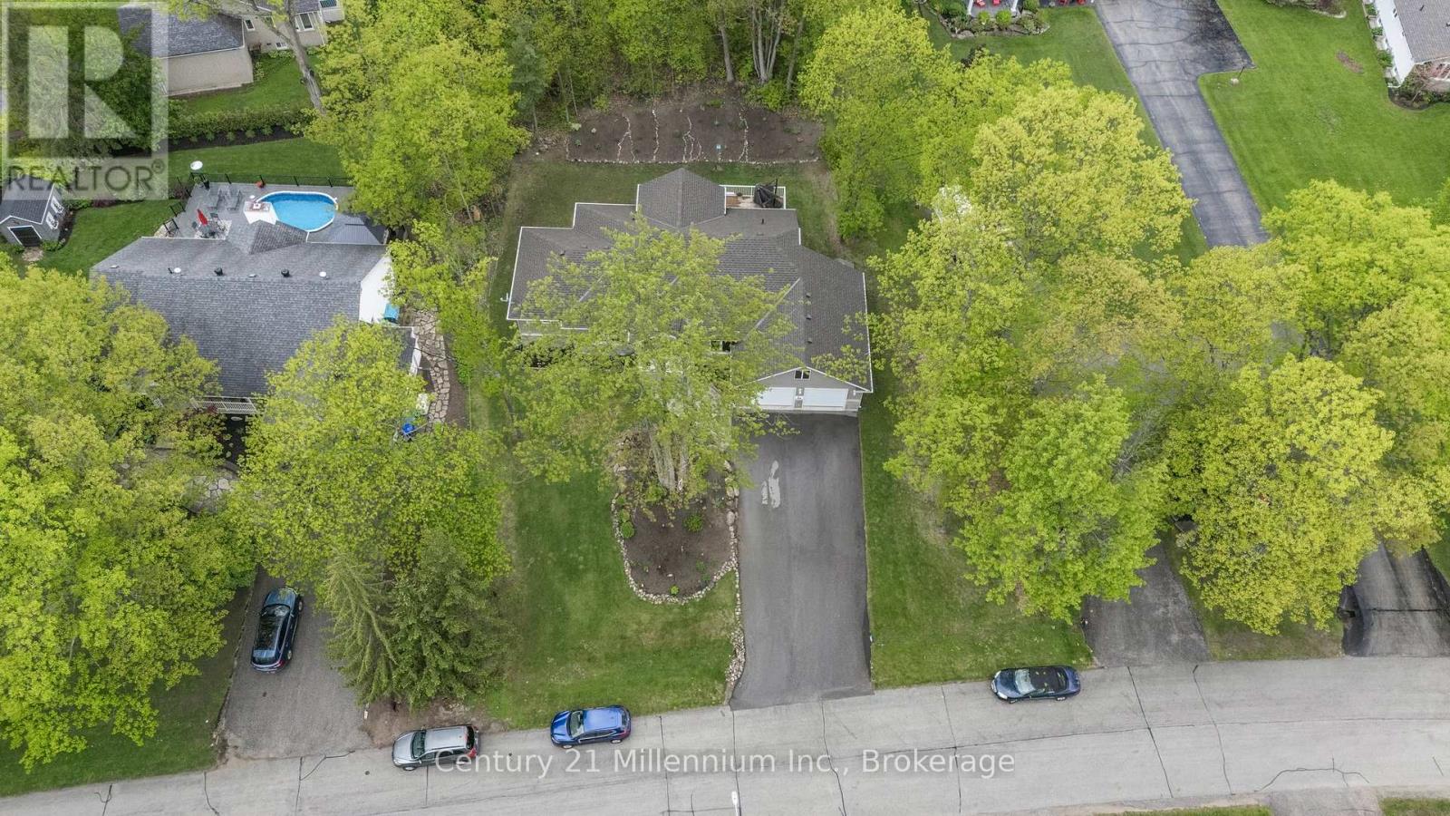 2a Jalna Court, Wasaga Beach, Ontario  L9Z 1B2 - Photo 43 - S12187437
