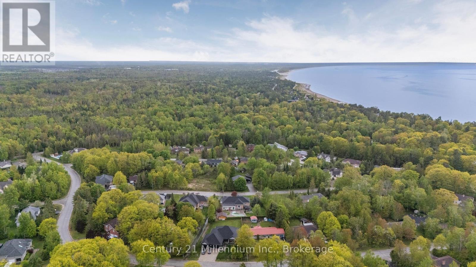2a Jalna Court, Wasaga Beach, Ontario  L9Z 1B2 - Photo 46 - S12187437