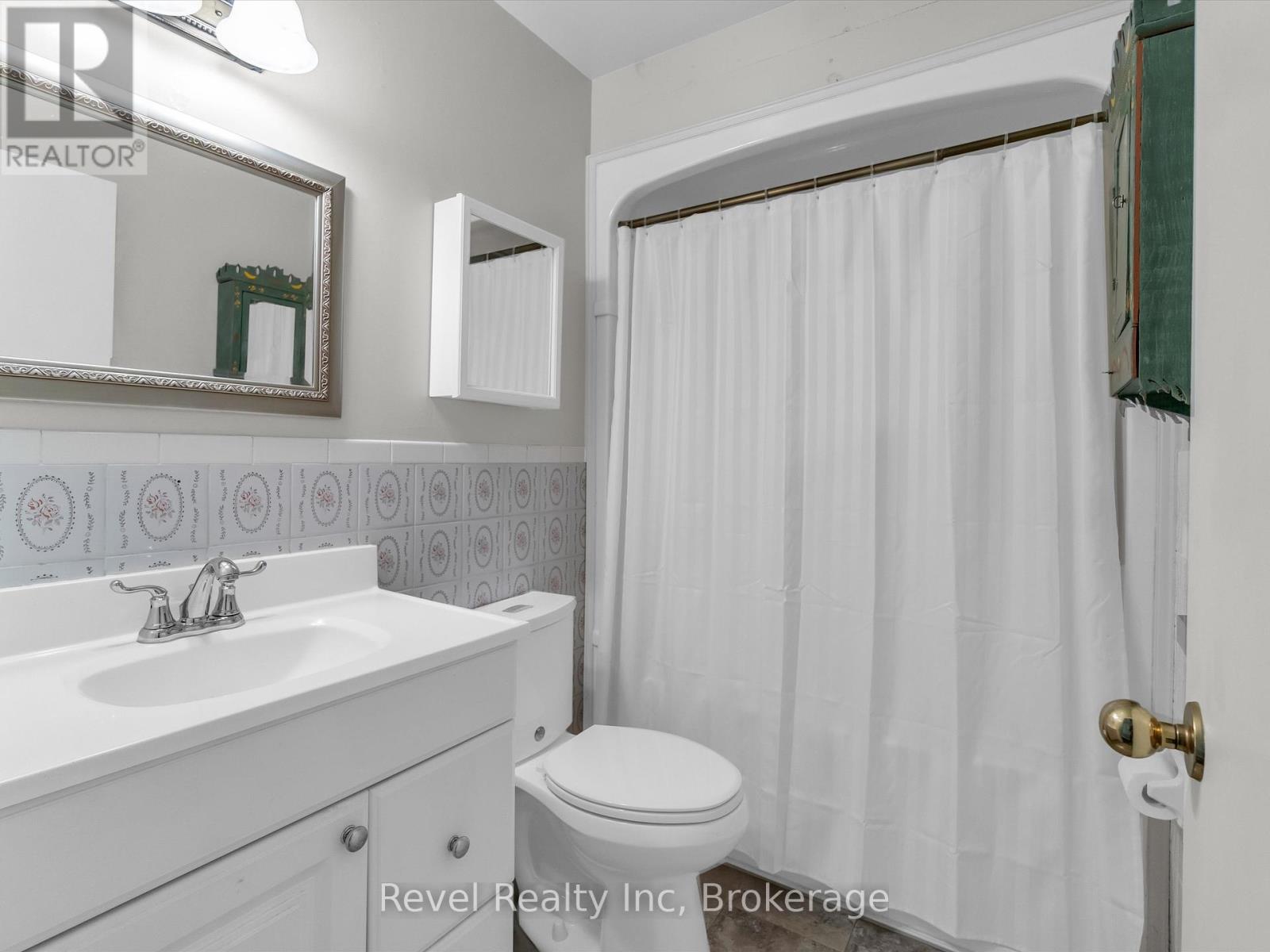 1234 Miriam Drive, Bracebridge, Ontario  P1L 1X1 - Photo 18 - X12187492