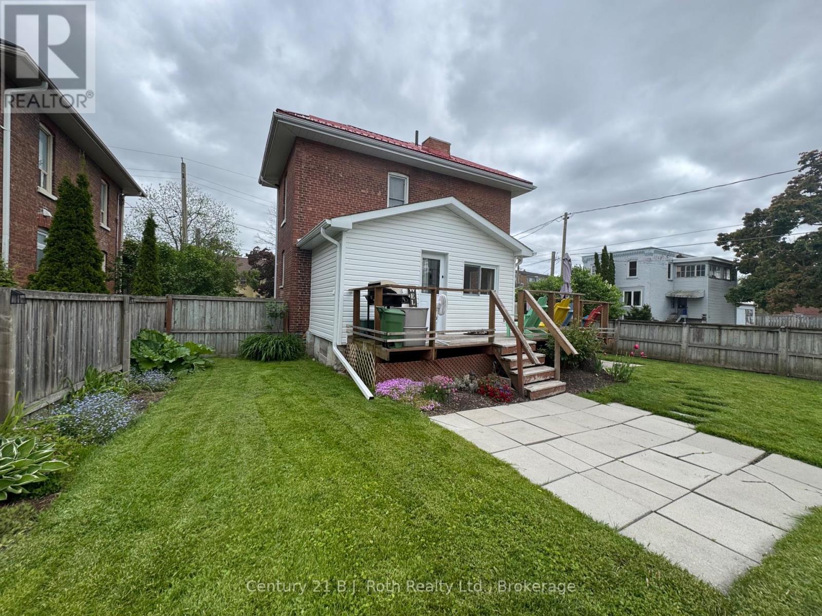 33 Sussex Street S, Kawartha Lakes, Ontario  K9V 3E7 - Photo 45 - X12187694
