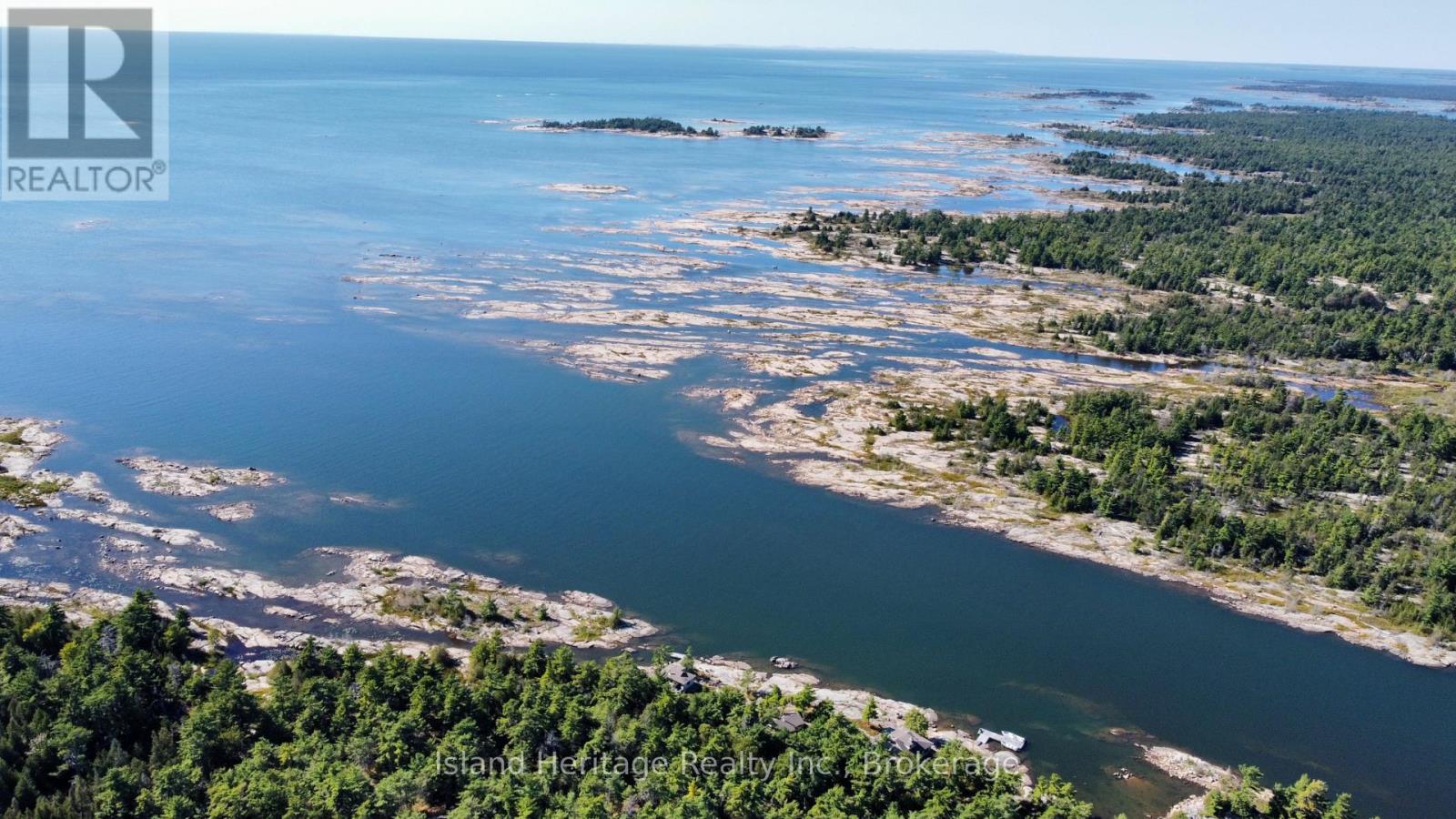 D-44 Wallbridge Island, Parry Sound Remote Area, Ontario  P0G 1K0 - Photo 2 - X12187700