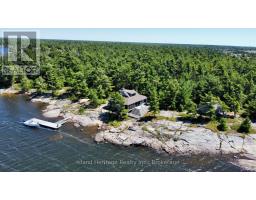 D-44 WALLBRIDGE ISLAND, Parry Sound Remote Area, Ontario