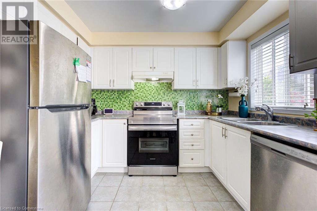 24 Spraggins Lane Unit# 12, Ajax, Ontario  L1T 4H2 - Photo 12 - 40736047