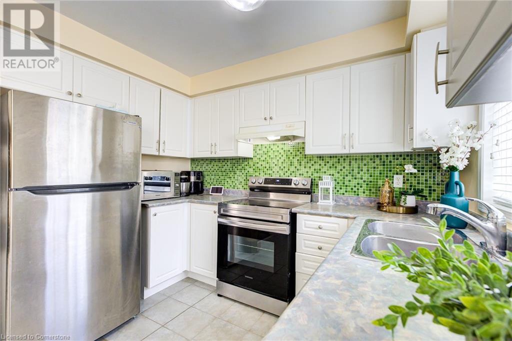 24 Spraggins Lane Unit# 12, Ajax, Ontario  L1T 4H2 - Photo 13 - 40736047