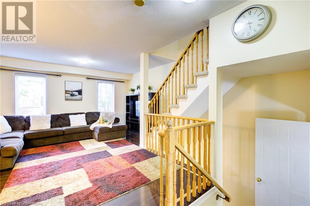 24 Spraggins Lane Unit# 12, Ajax, Ontario  L1T 4H2 - Photo 6 - 40736047