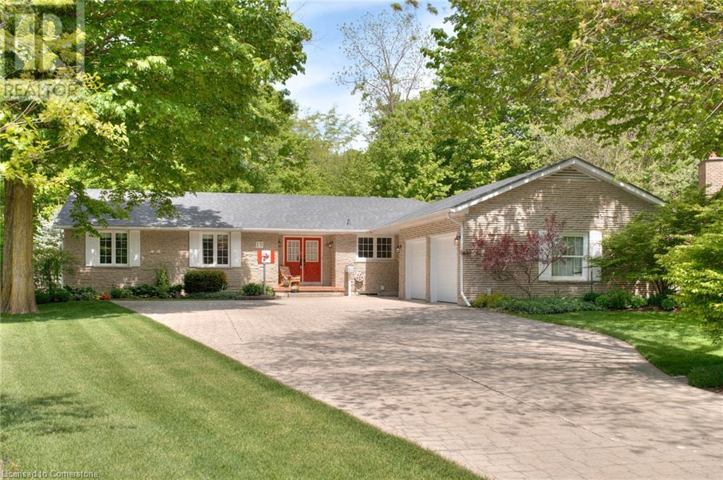 19 SANDPIPER Court, Elmira, Ontario